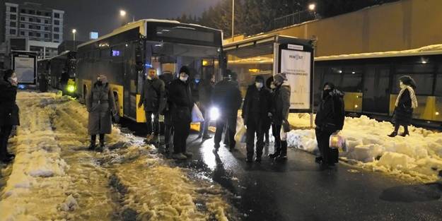 CHP'li Ekrem İmamoğlu kendisine oy vermeyenleri cezalandırıyor