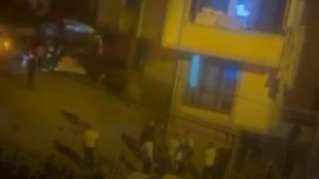 Başakşehir'de silahlı kavga kamerada!