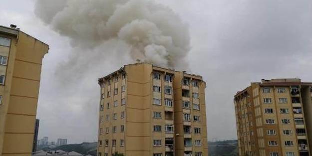 Başakşehir'de yangın! Ekipler yönlendirildi