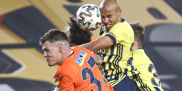 Başakşehir'den Fenerbahçe maçı sonrası imalı paylaşım