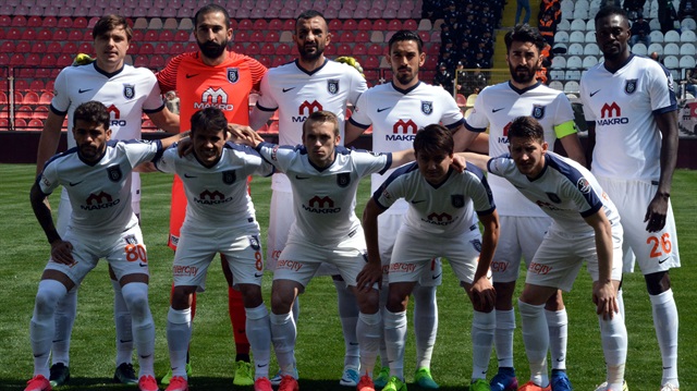 Başakşehir'in tepkisi sosyal medyada gündem oldu