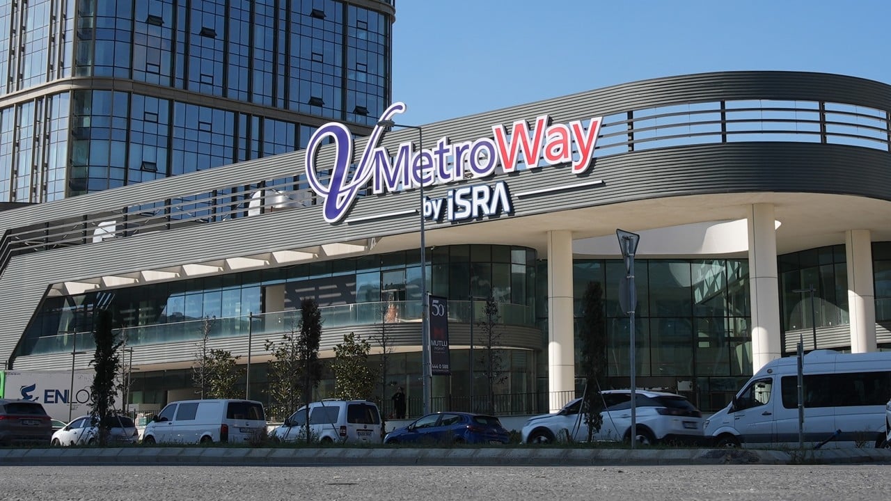 Başakşehir'in yeni çekim merkezi V METROWAY AVM