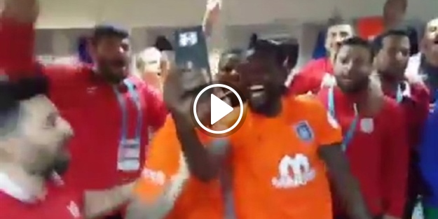 Başakşehirli futbolcular zaferi böyle kutladı