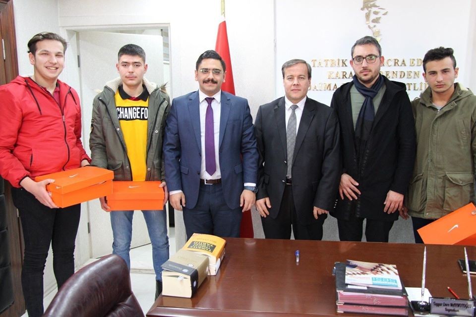 Başarılı sporcular ödüllendirildi 