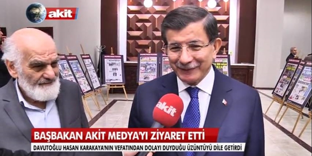 Başbakan Davutoğlu Akit Medya grubunda