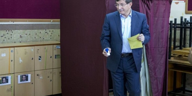 Başbakan Davutoğlu oyunu kullandı