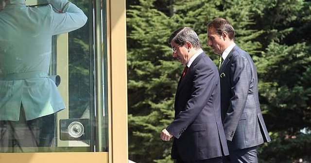 Başbakan Ahmet Davutoğlu'ndan bürokratlara net talimat