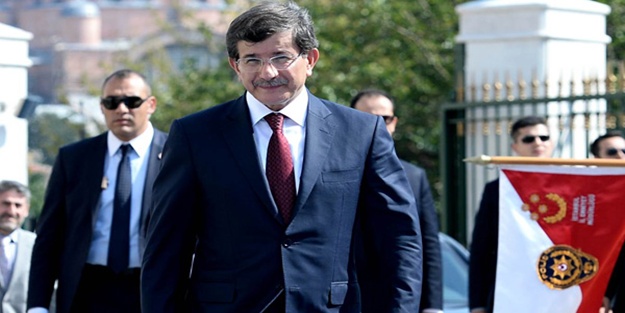 Başbakan Ahmet Davutoğlu'ndan 'Fetullah Gülen' açıklaması!