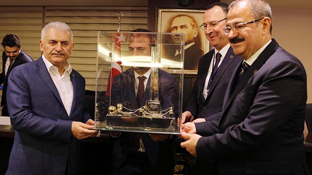 Başbakan Binali Yıldırım, sanayicileri dinledi