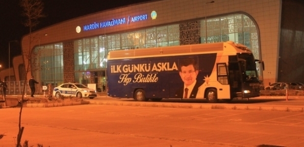 Başbakan Davutoğlu Mardin’den ayrıldı