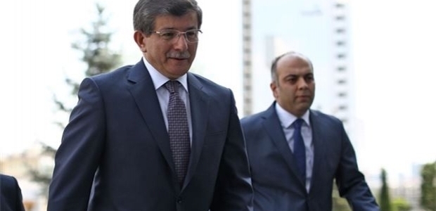 Başbakan Davutoğlu yurda döndü
