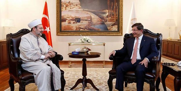 Başbakan Davutoğlu'dan Diyanet'e veda ziyareti