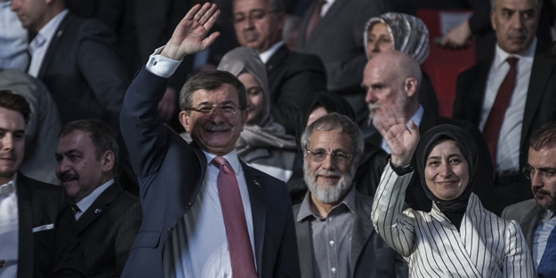 Davutoğlu'na canlı bomba saldırısı son anda önlendi