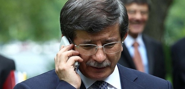 Başbakan Davutoğlu'ndan anlamlı telefon