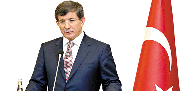 Başbakan Davutoğlu'ndan yeni anayasa açıklaması