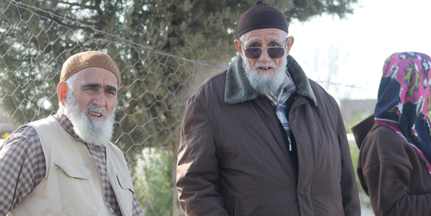 'Başbakan deprem bölgesine 3 gün sonra gelmişti ama Cumhurbaşkanımız...'