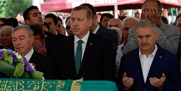 Başbakan Erdoğan cenaze törenine katıldı
