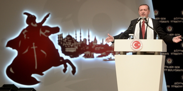 Başbakan Erdoğan: Fetih ruhunu son nefesinize kadar taşıyın