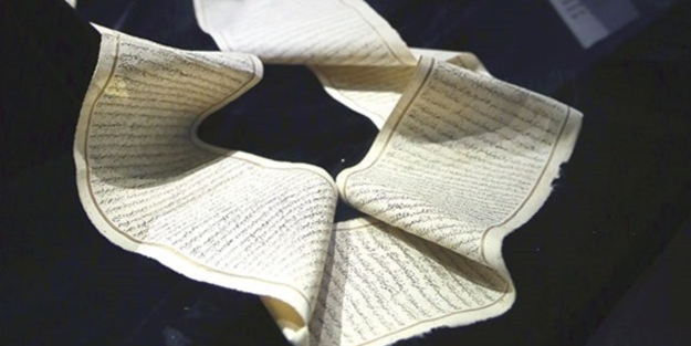 Başbakan Erdoğan şehid evinde Kur'an-ı Kerim okudu