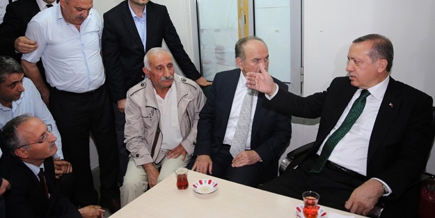 Başbakan Erdoğan'dan taksicilere ziyaret