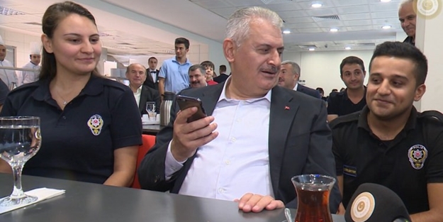 Başbakan polis memuru için kız istedi