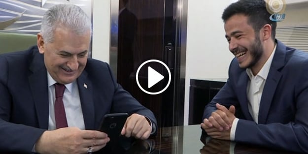 Başbakan uçakta telefonla kız istedi