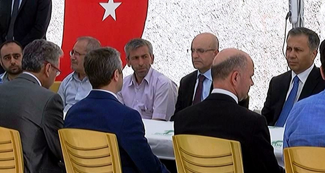 Başbakan Yardımcısı Mehmet Şimşek’ten şehit ailesine ziyaret