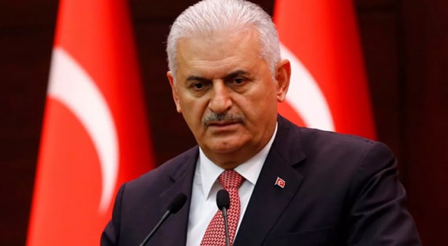 Başbakan Yıldırım: Aday olmak isteyen 100 bin imzayı bulmalı