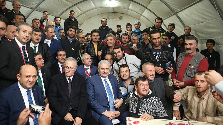 Başbakan Yıldırım, Bağdat Büyükelçiliğinin yeni yerleşkesinde inceleme yaptı