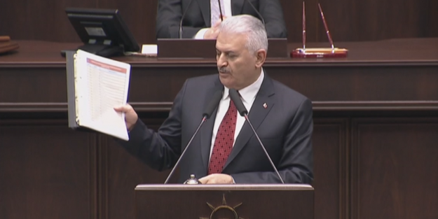 Başbakan Yıldırım 'elimde belgelerle geldim' deyip açıkladı