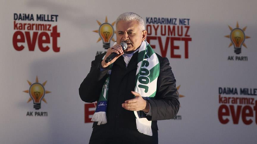 Başbakan Yıldırım: Milli iradeye kelepçe vurmaya çalışanlar tarihe gömülecek
