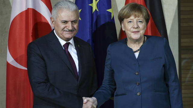 Başbakan Yıldırım saat 15'te Angela Merkel ile görüşecek