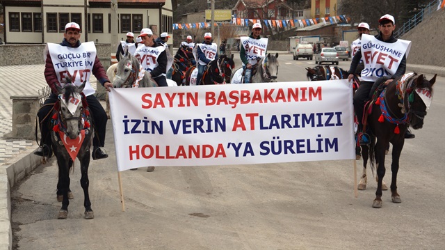Başbakan Binali Yıldırım'a Gümüşhane'de atlı karşılama