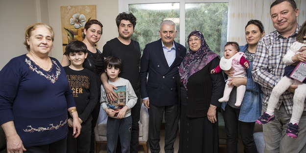 Başbakan Yıldırım'dan CHP'li aileye sürpriz ziyaret
