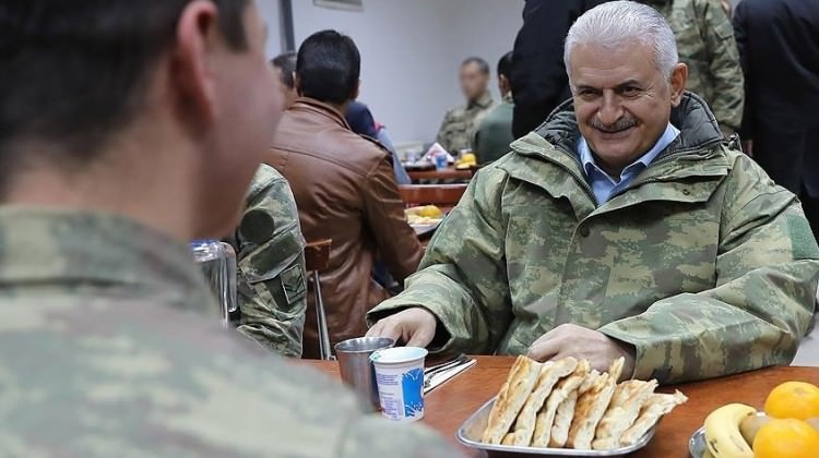 Başbakan Yıldırım'dan sürpriz ziyaret