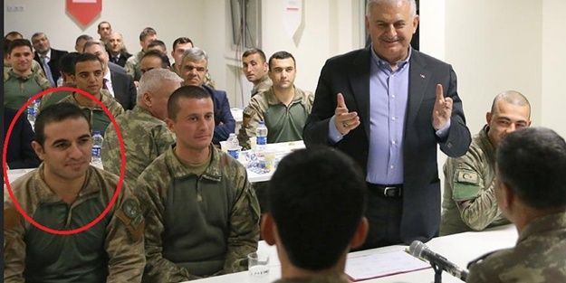Başbakan'la aynı sofrayı paylaşan asker şehit oldu