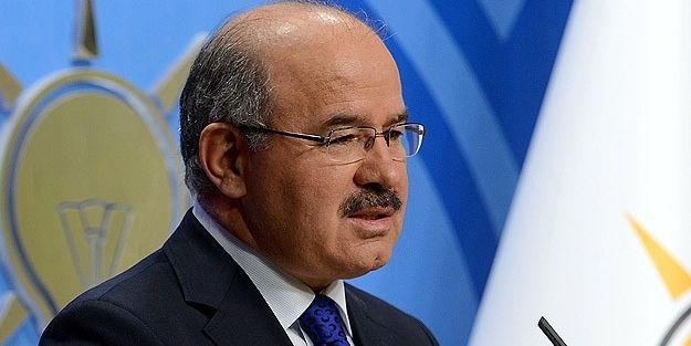 'Başbakan siyasete devam edemez'