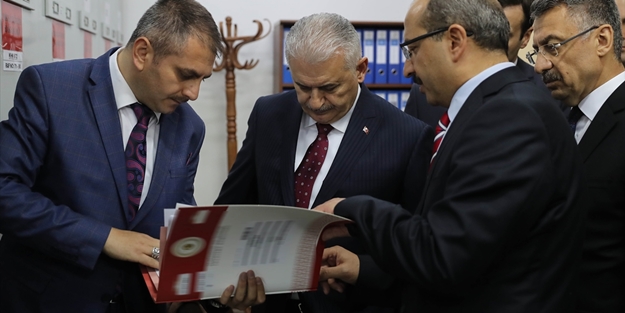 Başbakan'dan OHAL komisyonuna ziyaret