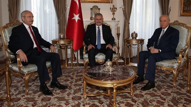 Başbakanlık'ta liderler toplantısı başladı