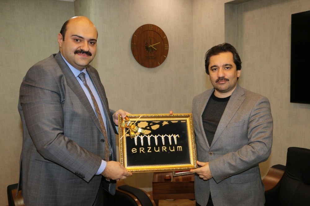 Başdanışman Küçükyılmaz’dan Başkan Orhan’a ziyaret 