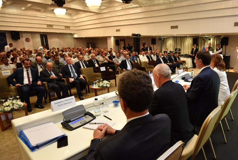 Başdenetçi Şeref Malkoç, Gaziantep’teki denetçilerle buluştu 