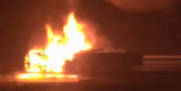 Basın Ekspres yolunda İETT otobüsü alev alev yandı