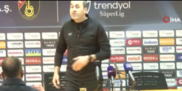 Basın toplantısında reklam panosu sorunu ilginç anlara sahne oldu