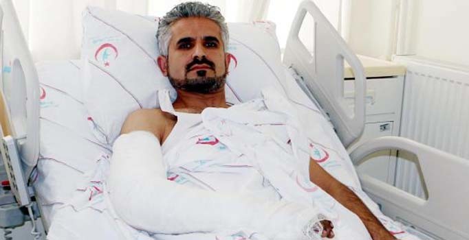 Basınçtan patlayan balatanın parçaları koluna saplandı