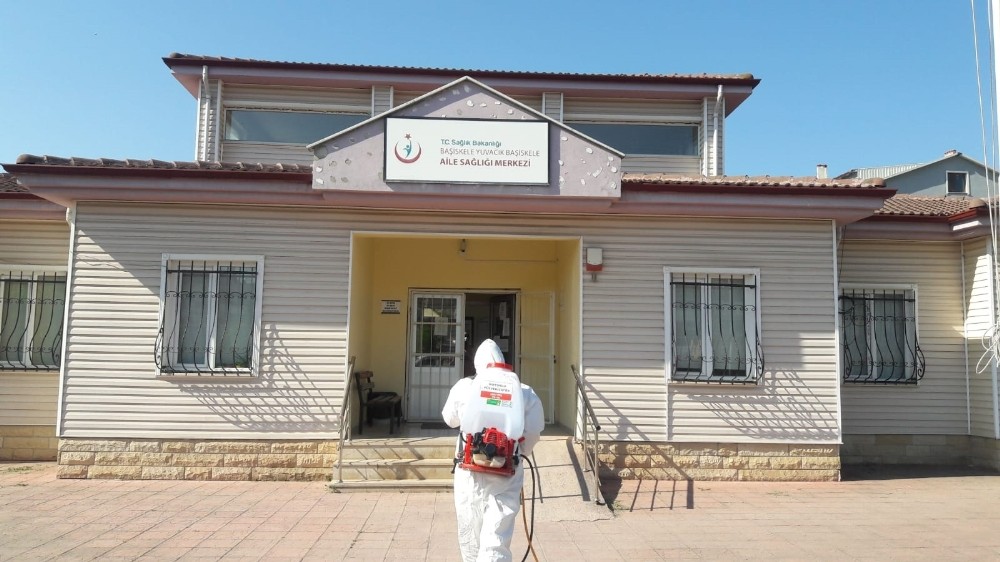 Başiskele’de dezenfeksiyon çalışmaları sürüyor 