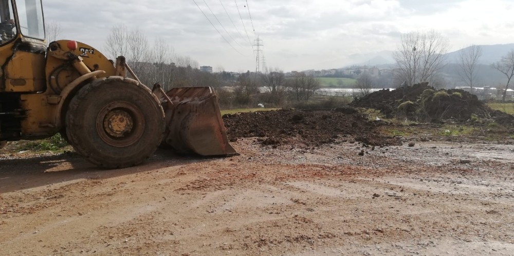 Başiskele’de yollar ve kaldırımlar yenileniyor 