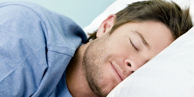 Basit bir alışkanlık her şeyi değiştirebilir: Gece nasıl daha iyi bir uyku çekeriz?