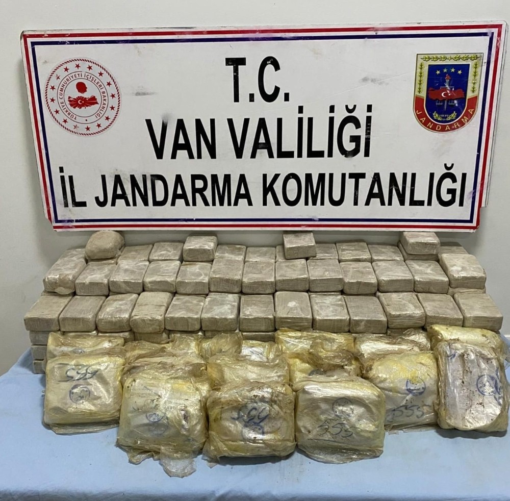 Başkale’de 113 kilogram eroin ele geçirildi 