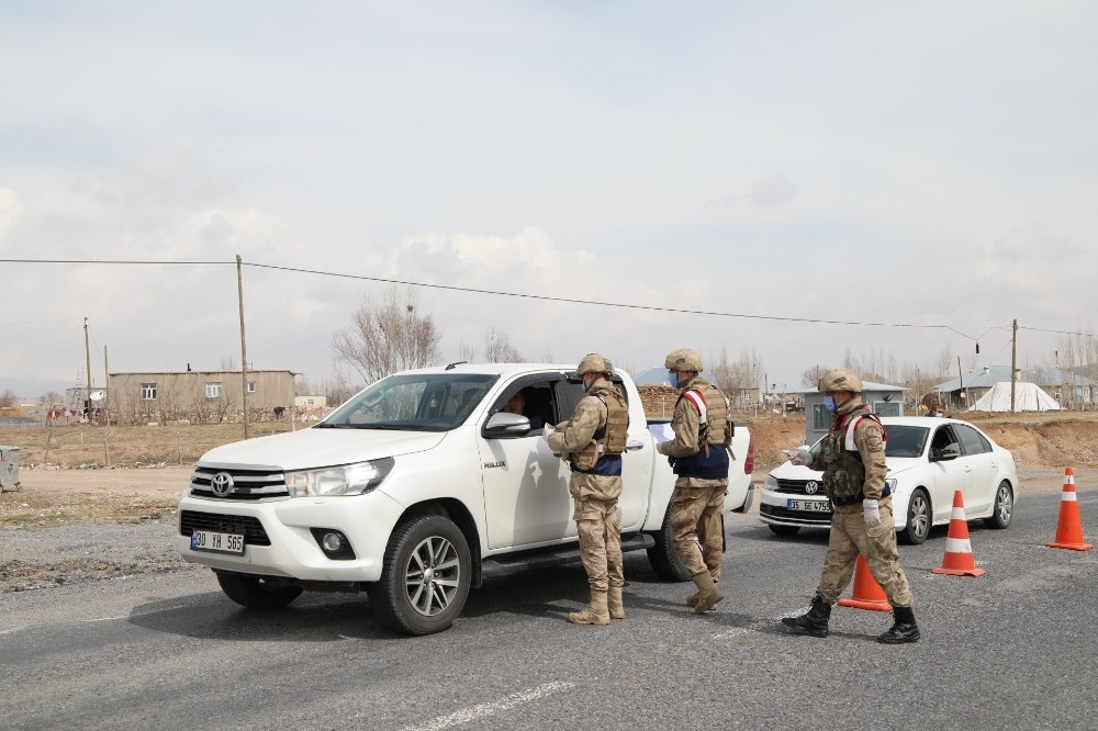 Başkale’de korona virüsü önlemleri 
