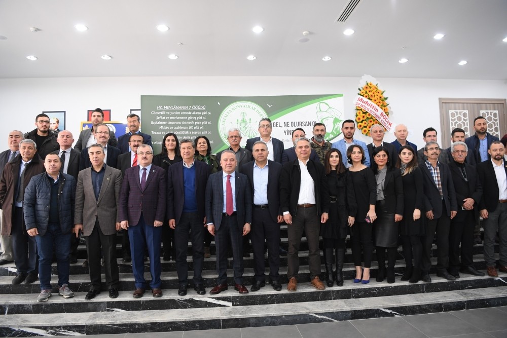 Başkan adayı Böcek, Konyalılarla buluştu 